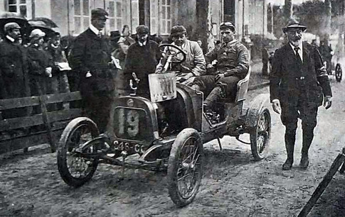 1907 Château-Thierry Giosuè Giuppone su Lion-Peugeot